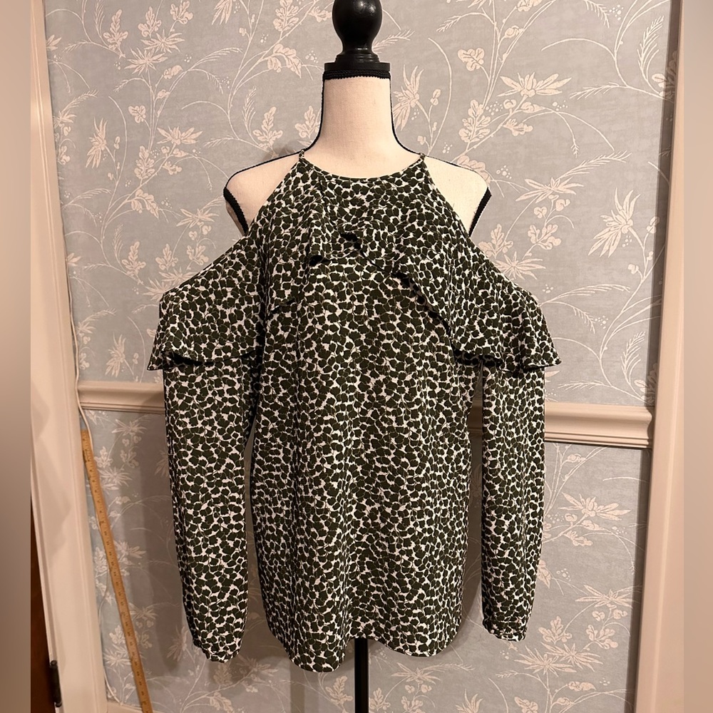 Michael Kors Cold Shoulder blouse